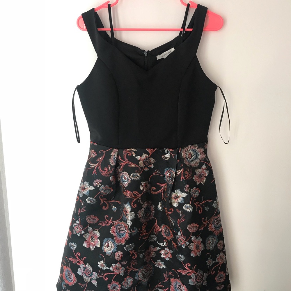 Beautiful Francesca’s cocktail dress